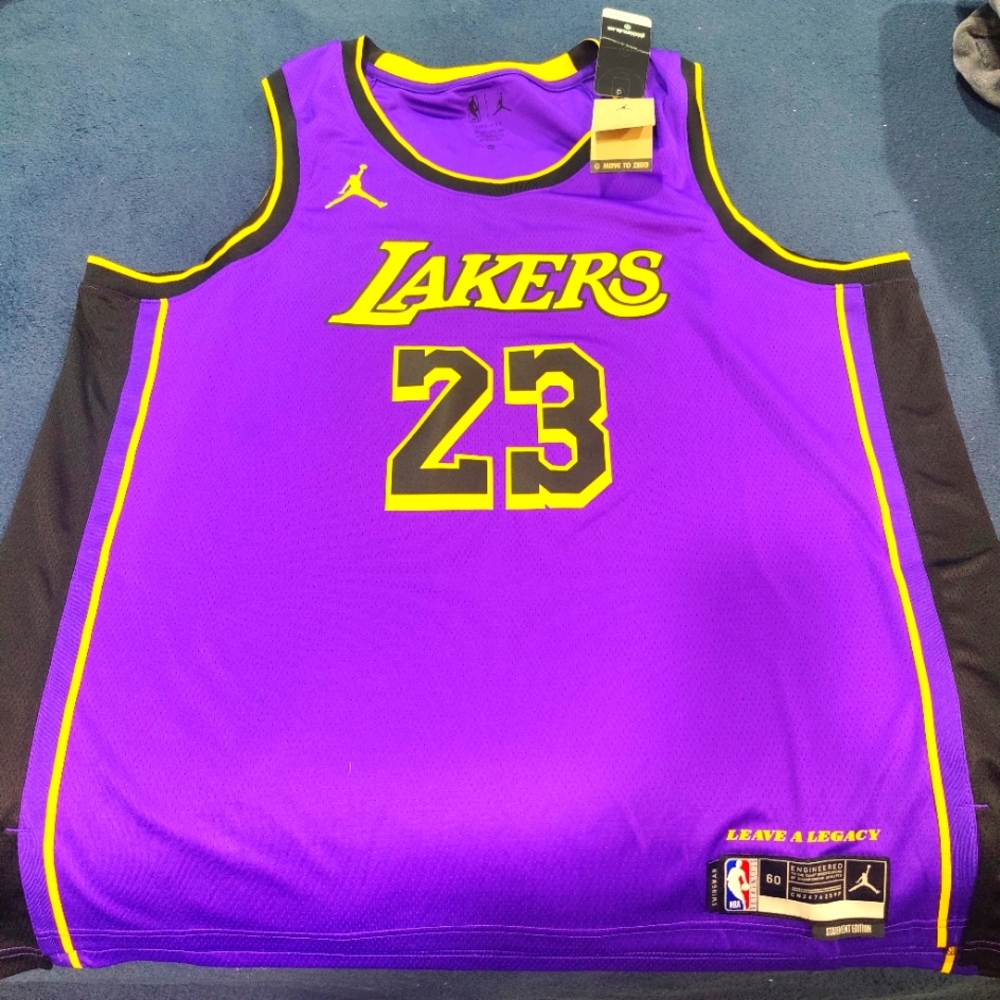 Basketball LeBron Lakers Jersey Nike Jordan 3x Purple black & gold.